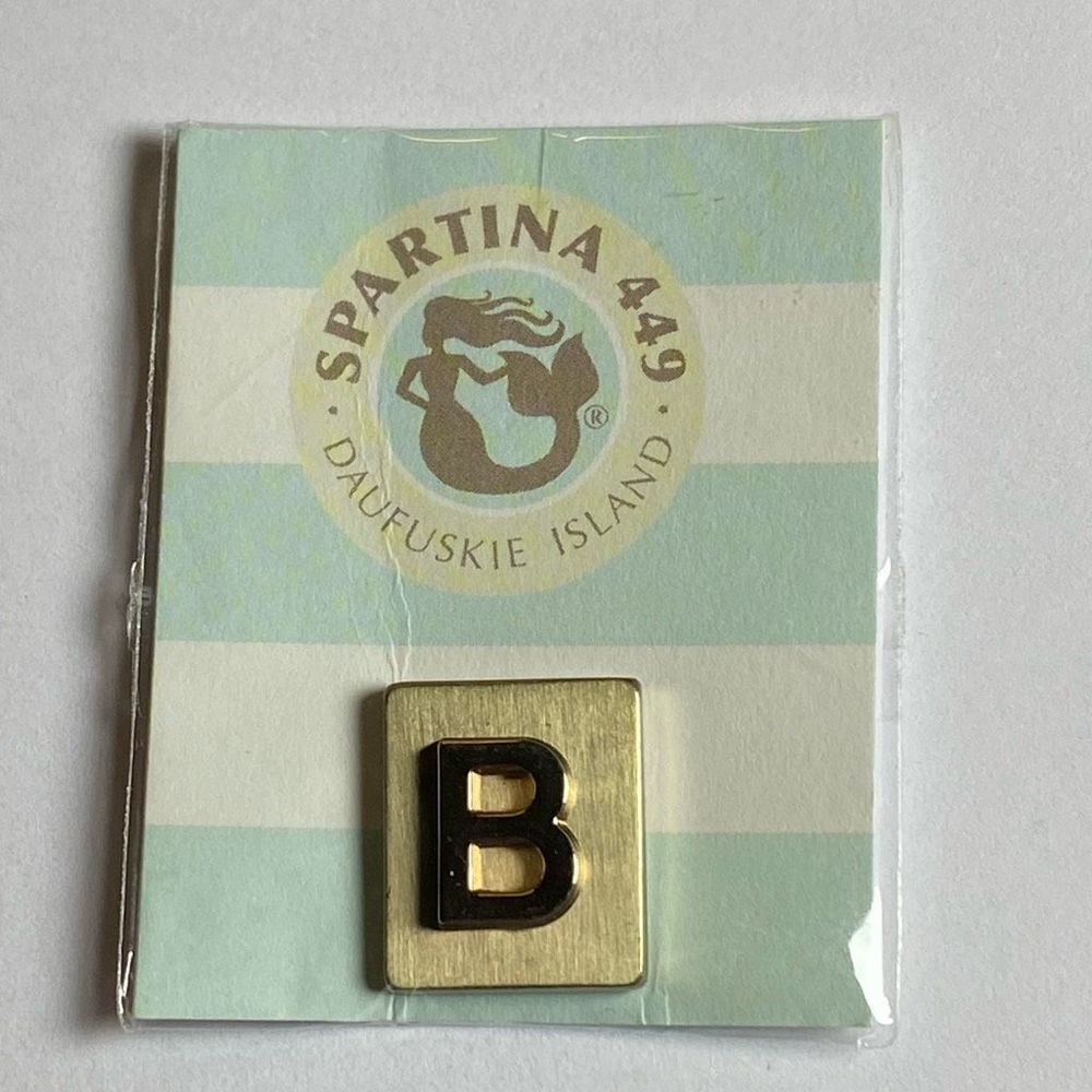 New Old Stock Spartina 449 Magnetic Accessories Golden Letter B Charm